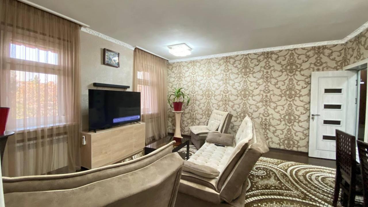 Hi-Tech Apartment In City Center Tasjkent Eksteriør bilde
