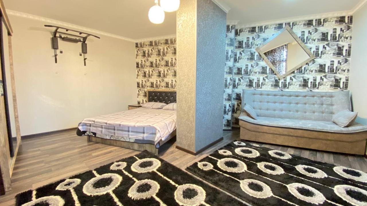 Hi-Tech Apartment In City Center Tasjkent Eksteriør bilde